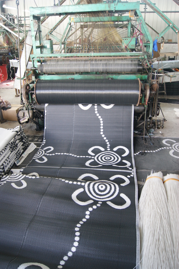 plastic outdoor rugs production
